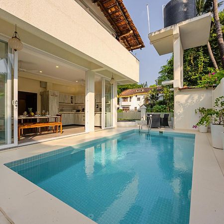 Elivaas 4 Bhk Villa Near Beach With Private Pool & Bar - Casa Boa Vida Кандолим Экстерьер фото