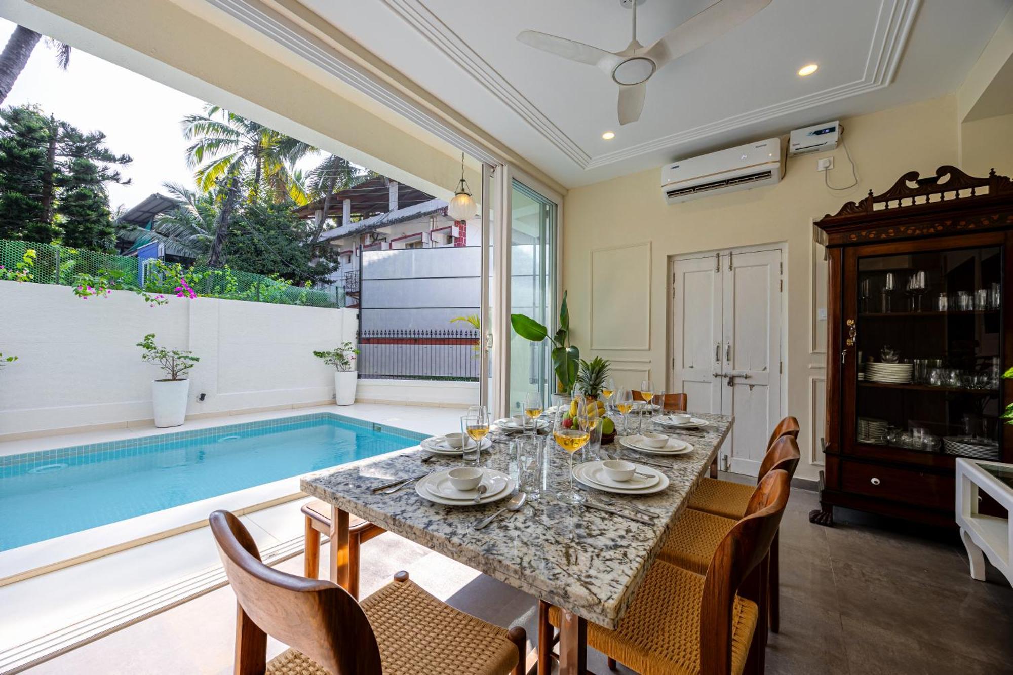 Elivaas 4 Bhk Villa Near Beach With Private Pool & Bar - Casa Boa Vida Кандолим Экстерьер фото
