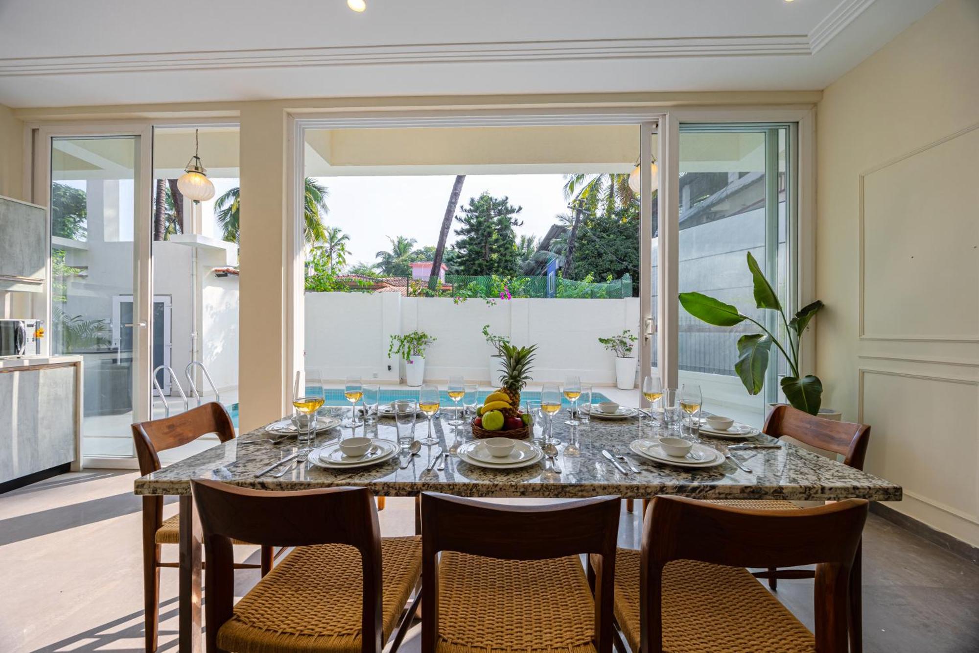 Elivaas 4 Bhk Villa Near Beach With Private Pool & Bar - Casa Boa Vida Кандолим Экстерьер фото