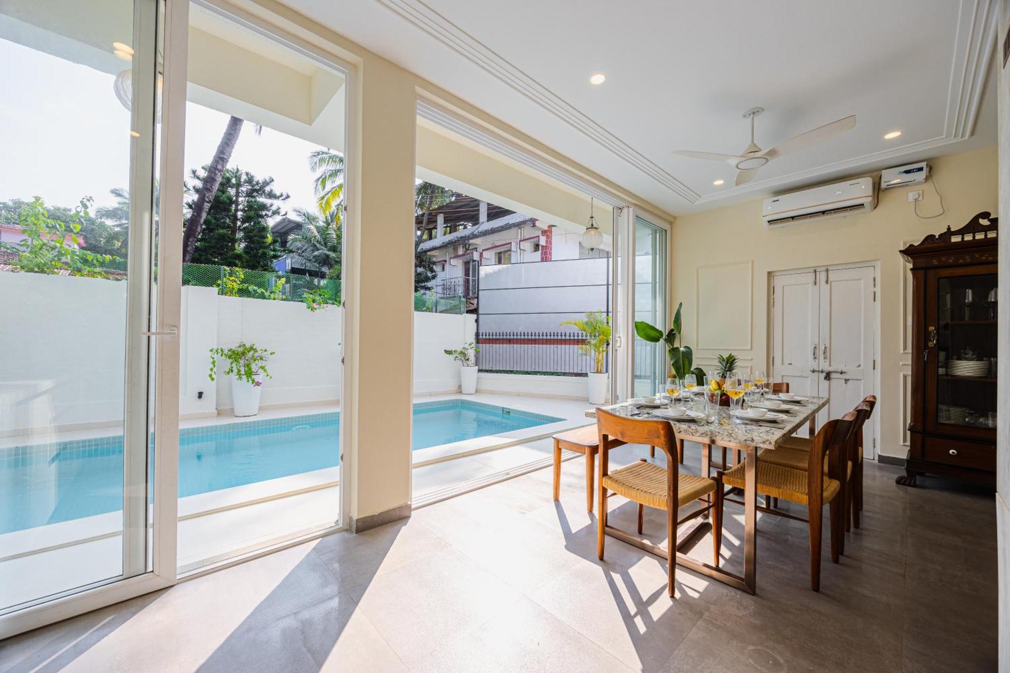 Elivaas 4 Bhk Villa Near Beach With Private Pool & Bar - Casa Boa Vida Кандолим Экстерьер фото