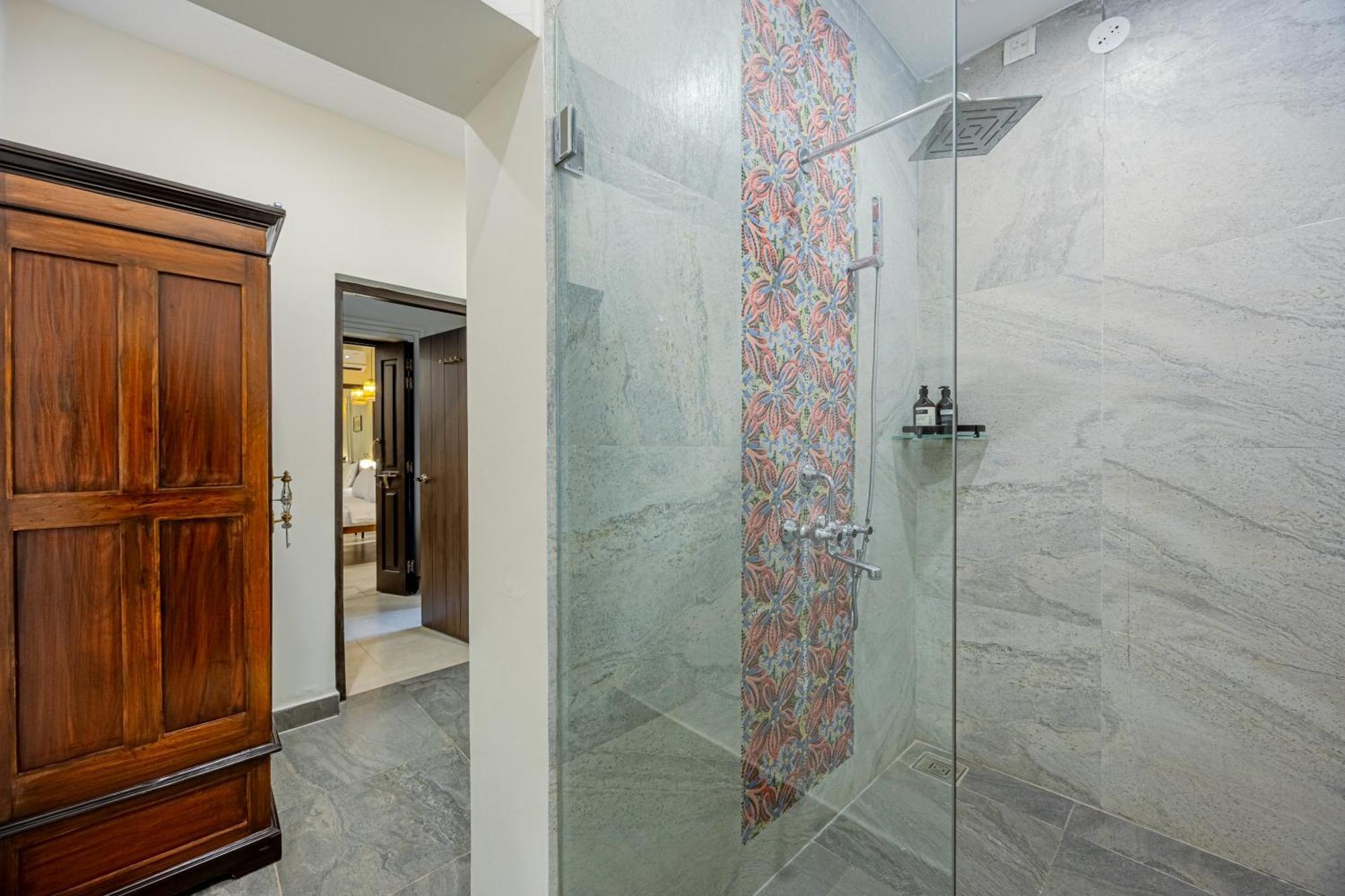Elivaas 4 Bhk Villa Near Beach With Private Pool & Bar - Casa Boa Vida Кандолим Экстерьер фото