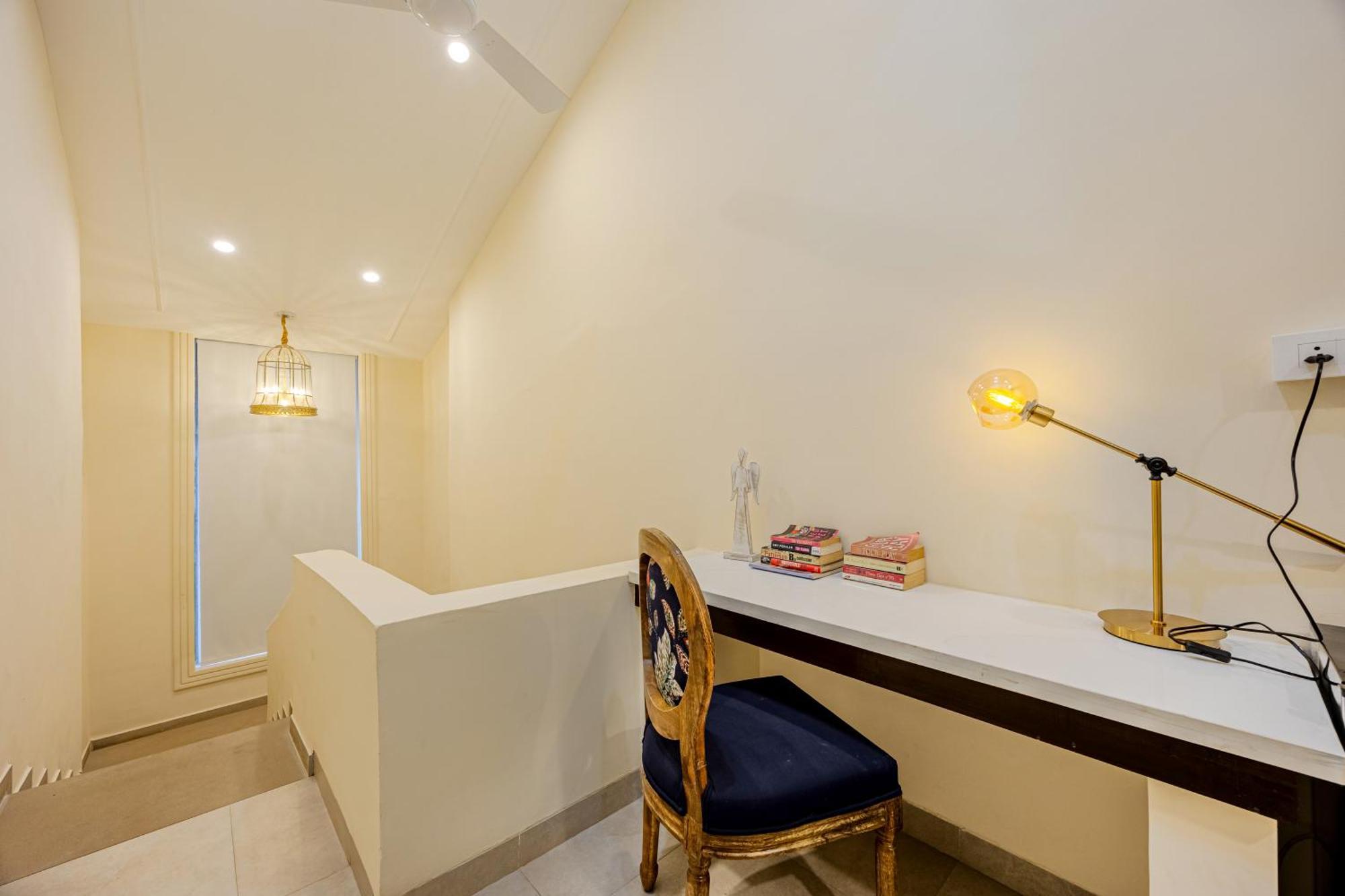 Elivaas 4 Bhk Villa Near Beach With Private Pool & Bar - Casa Boa Vida Кандолим Экстерьер фото