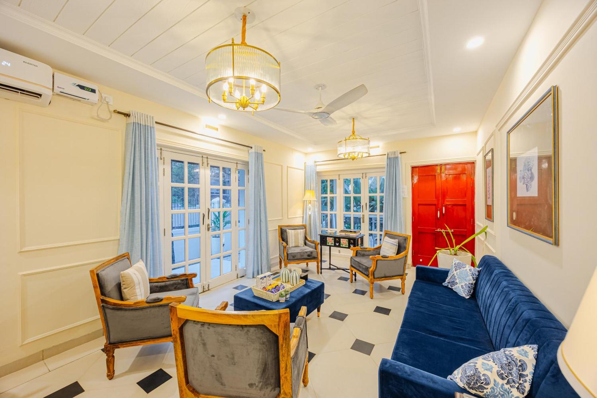 Elivaas 4 Bhk Villa Near Beach With Private Pool & Bar - Casa Boa Vida Кандолим Экстерьер фото